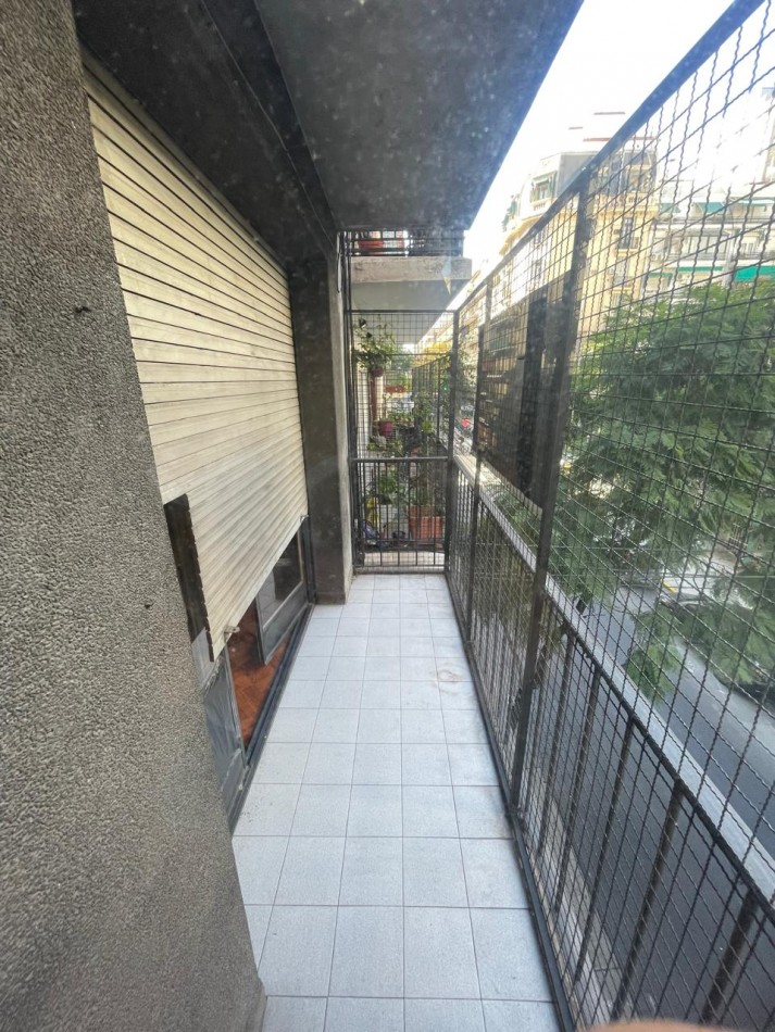 Semipiso balcon frente 84 m2. Living 3 dorm, Balvanera