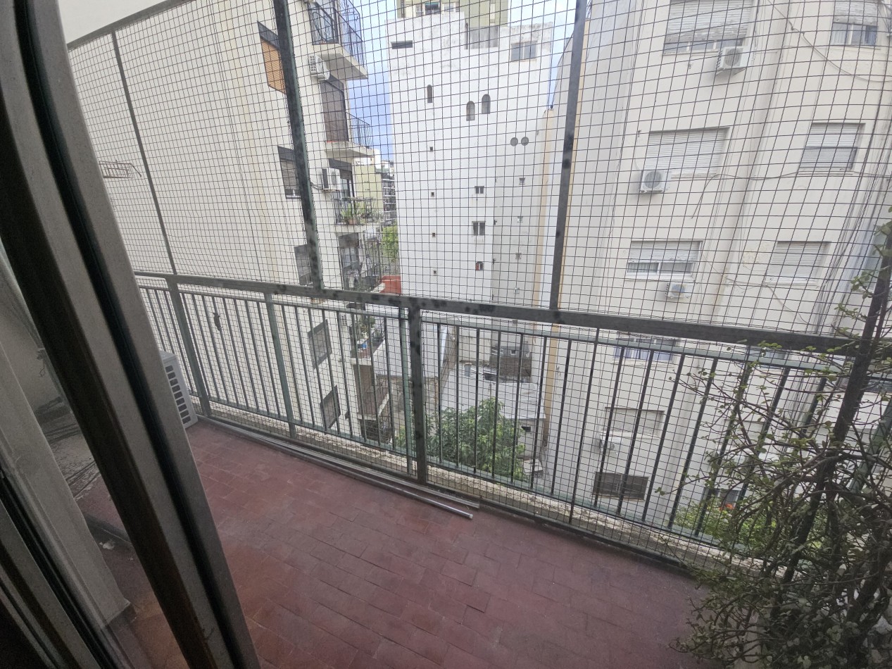 Caballito. Alquiler. 3 Amb con Balcon Cfte.