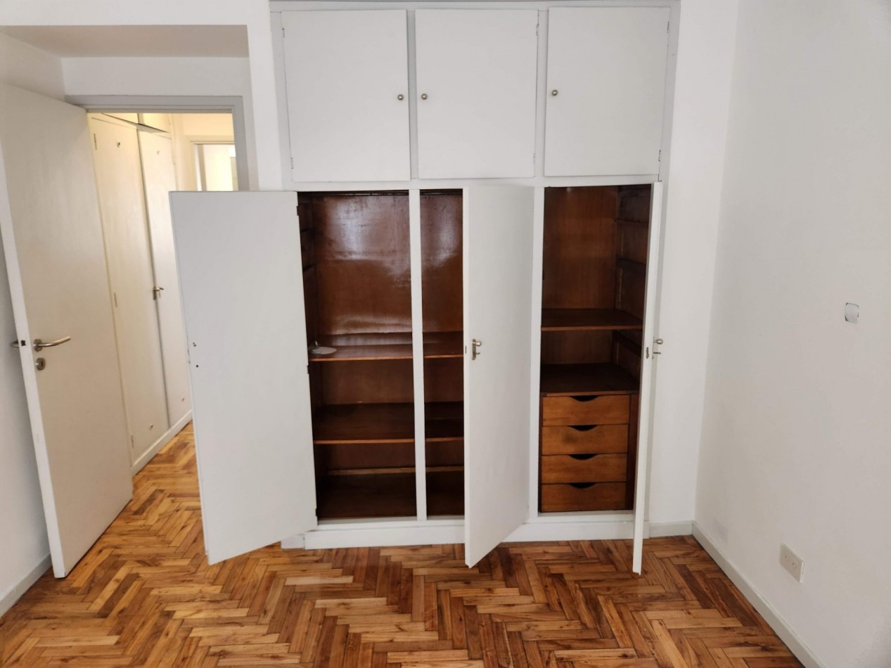 2 Amb 43 m² Totalmente a Nuevo, a 120 m del Subte "A", Plaza Flores.
