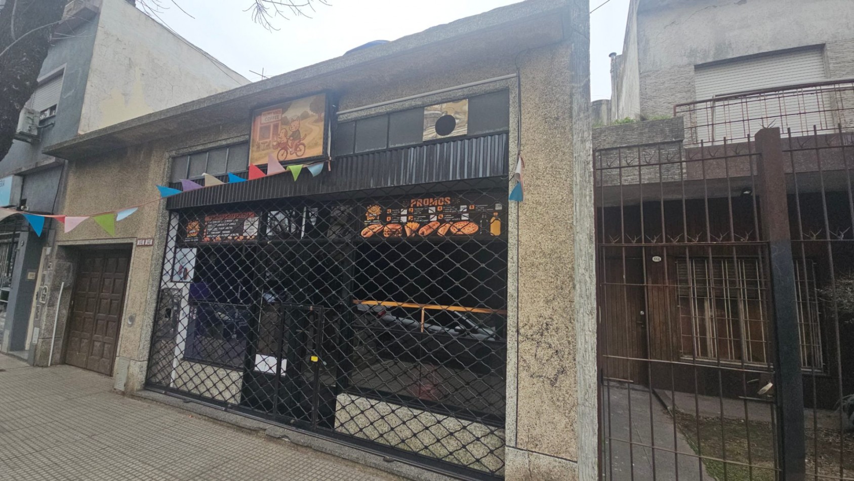 Local en alquiler sin expensas. 5,00 mts de fte. Parque Avellaneda, sobre Av. Lacarra