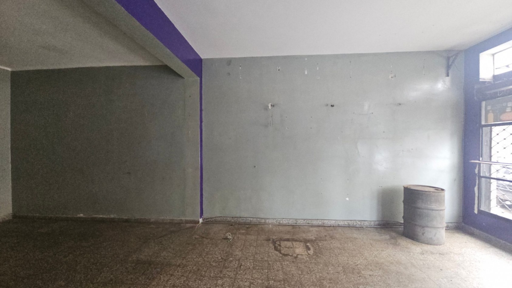 Local en alquiler sin expensas. 5,00 mts de fte. Parque Avellaneda, sobre Av. Lacarra