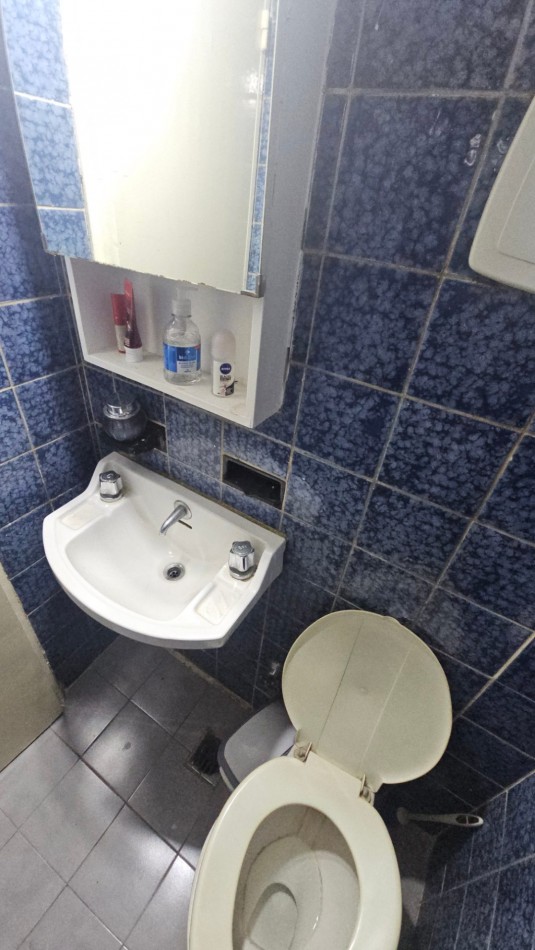 1 amb en venta en zona de Alto Palermo, apto prof. Sobre Av. Santa Fe. Interno.