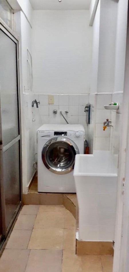 3 amb con patios en Recoleta, en venta. Bño y toilette, baulera