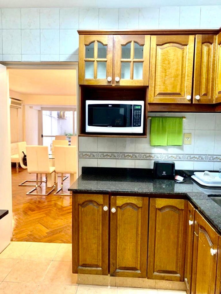 3 amb con patios en Recoleta, en venta. Bño y toilette, baulera