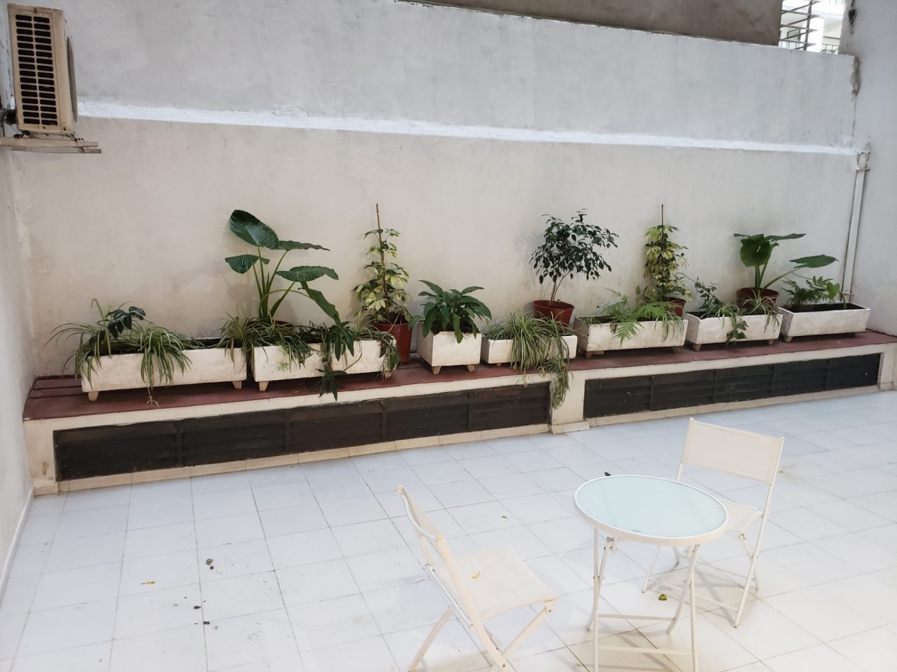 3 amb con patios en Recoleta, en venta. Bño y toilette, baulera