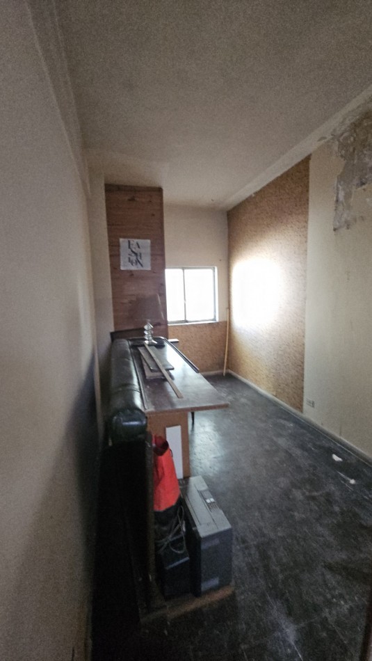 PH en venta en Palermo. Piso unico con entrada independiente. A refaccionar. 210,60 m2