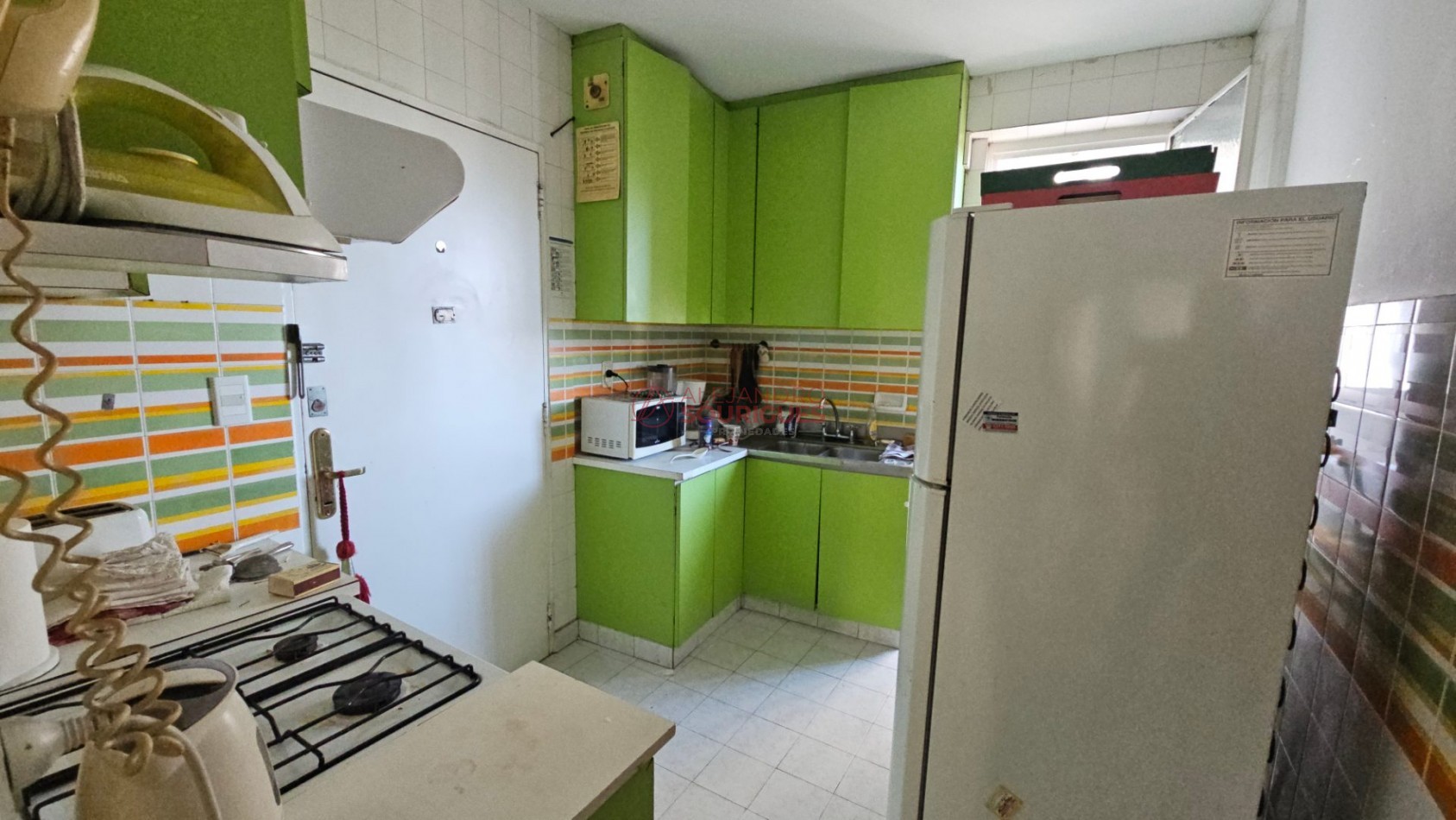 Retiro. S/piso 3 ambientes con dep serv. en alquiler, amoblado y equipado. 79m2