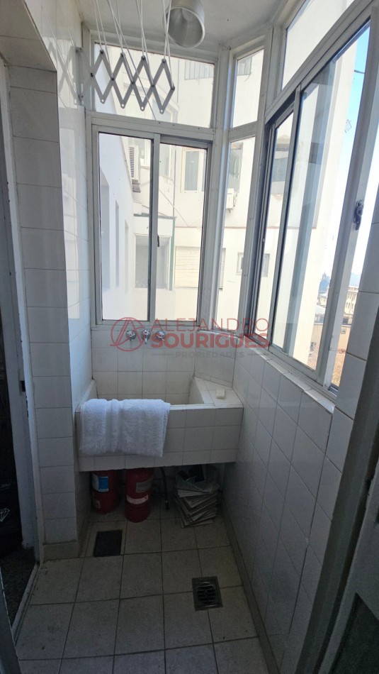 Retiro. S/piso 3 ambientes con dep serv. en alquiler, amoblado y equipado. 79m2