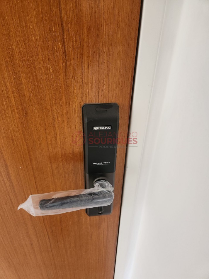 Departamento de 1 Amb, 42 m² con Balcon, Bño y Toilette, en Venta en Belgrano R