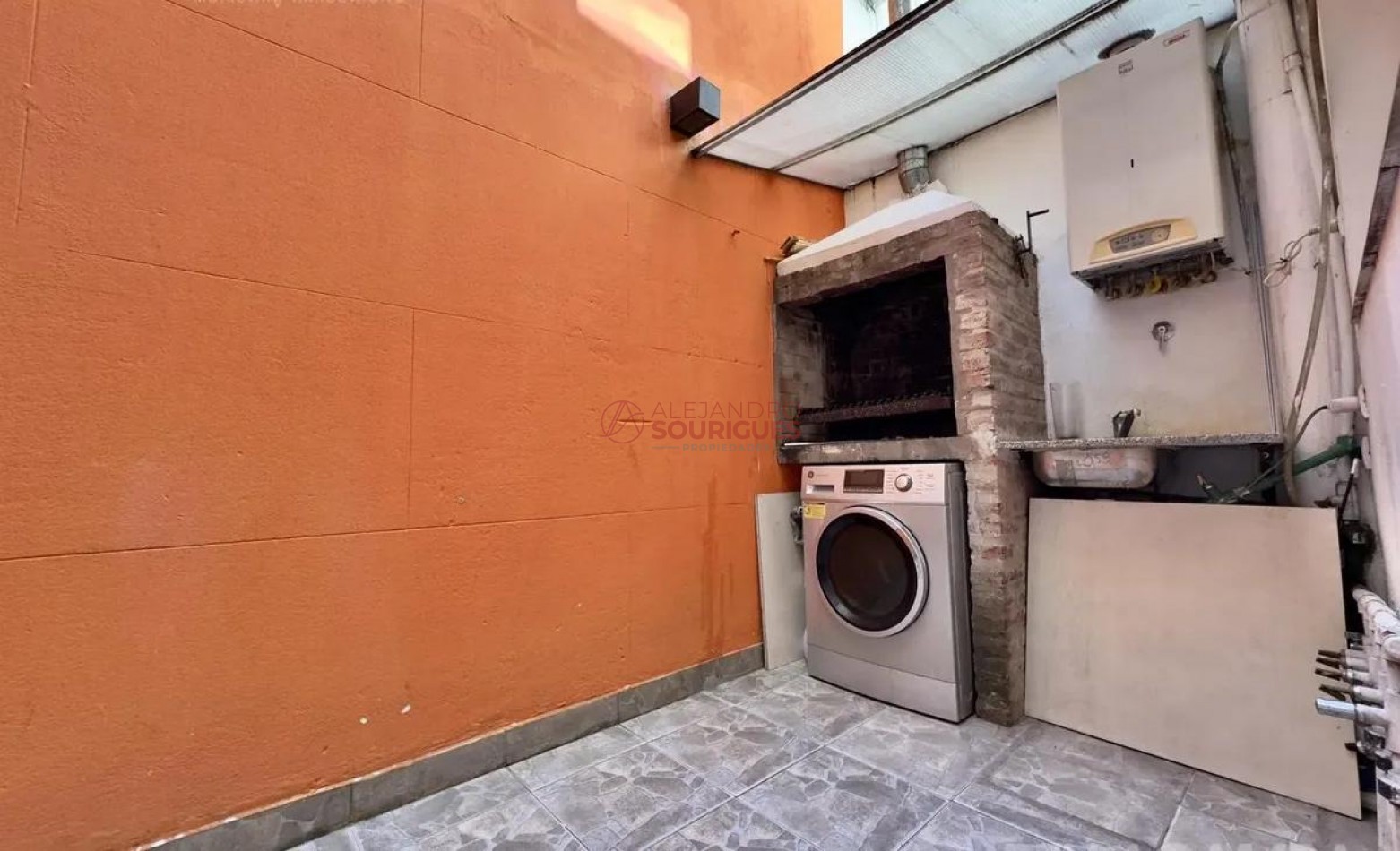 PH en venta en Villa Urquiza, con entrada indep. Impecable, a nuevo
