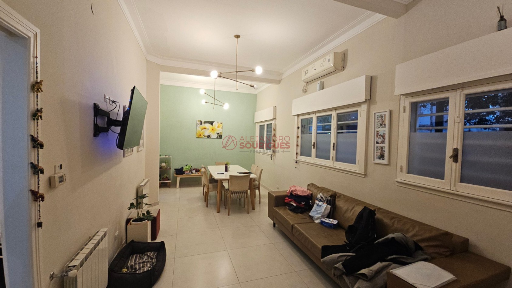 Departamento en Venta Apto Profesional con Entrada Independiente a la calle en Villa Urquiza.