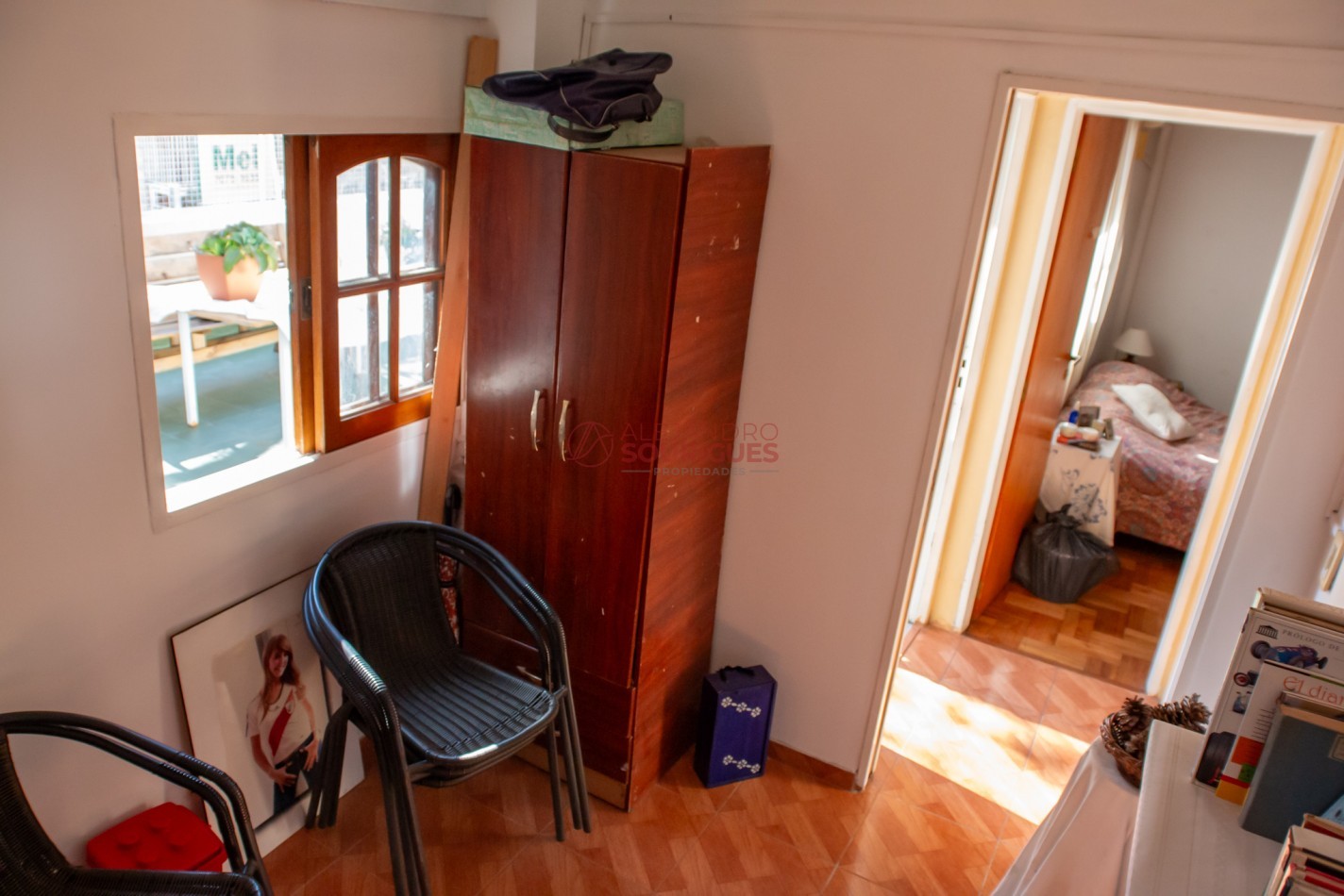 Villa Urquiza. PH 125 m2. Living, 4 dorm, 2 baños,TERRAZA, PARRILLA