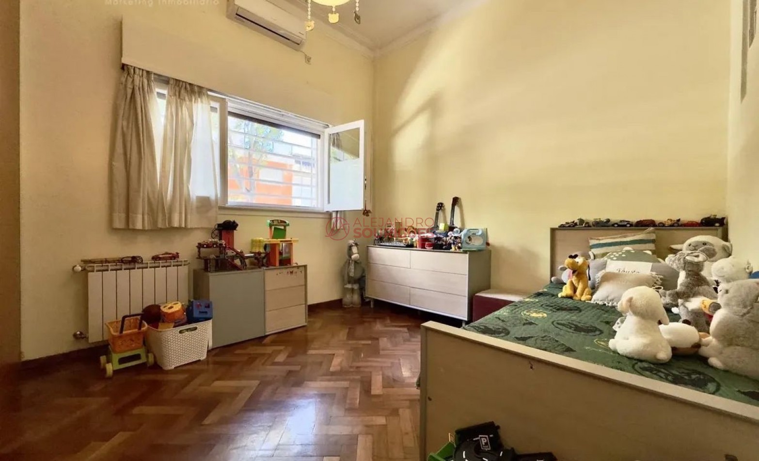 Departamento en Venta Apto Profesional con Entrada Independiente a la calle en Villa Urquiza.