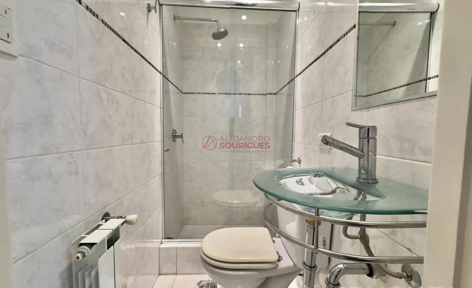 Departamento en Venta Apto Profesional con Entrada Independiente a la calle en Villa Urquiza.