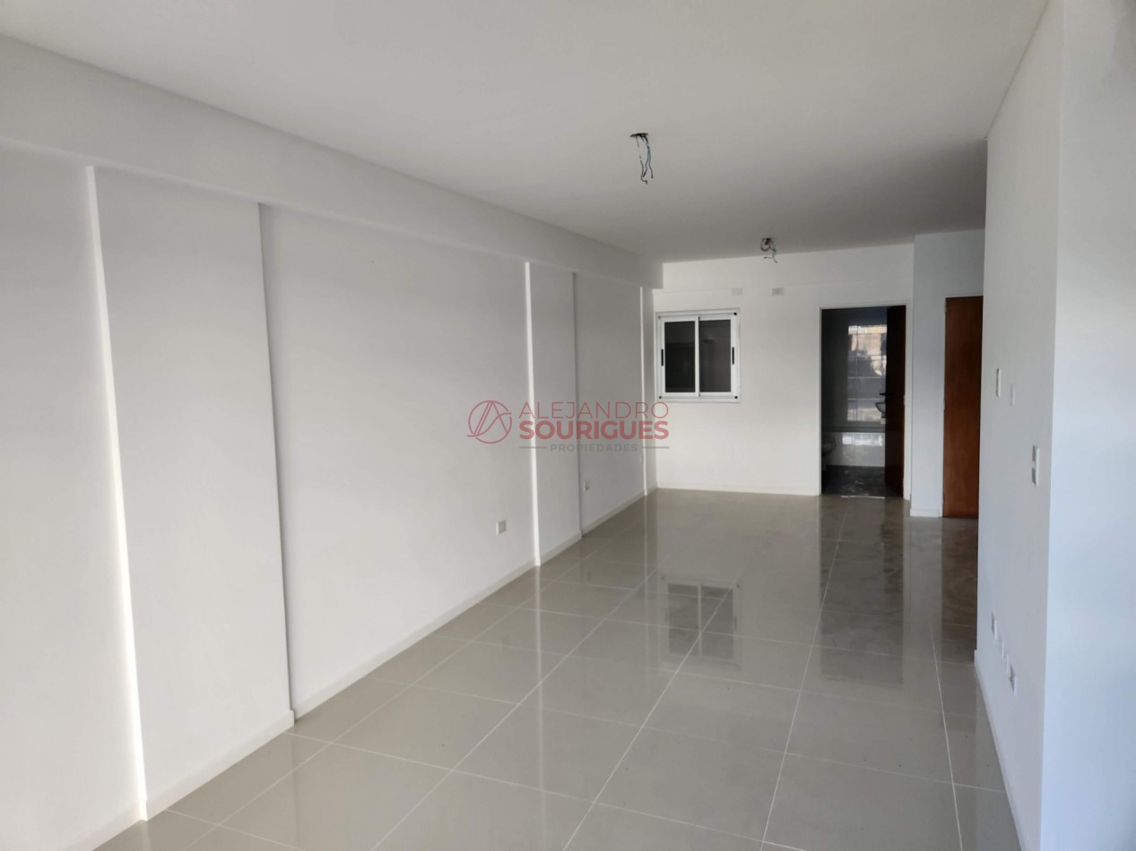 Departamento de 1 Amb, 42 m² con Balcon, Bño y Toilette, en Venta en Belgrano R