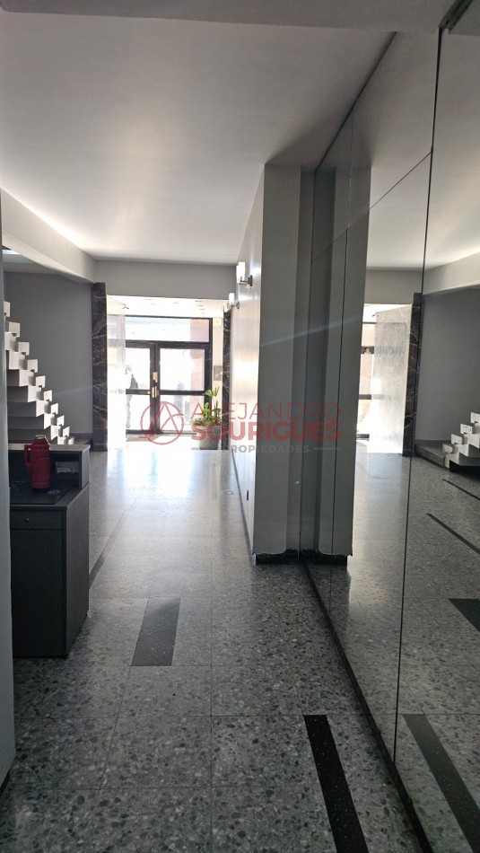 Retiro. S/piso 3 ambientes con dep serv. en alquiler, amoblado y equipado. 79m2