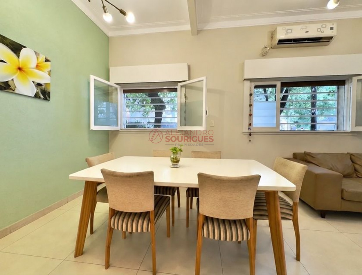 PH en venta en Villa Urquiza, con entrada indep. Impecable, a nuevo