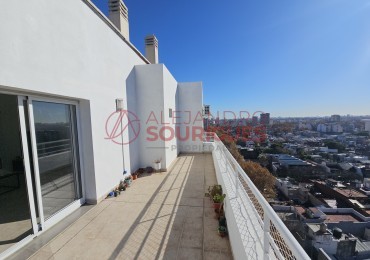 En Venta, 3 Amb con Balcon Terraza, Cochera y Baulera, Alquilado, con Renta